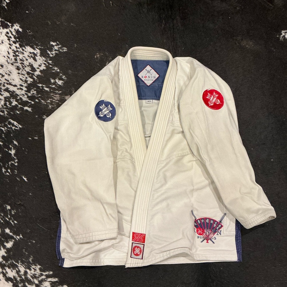 White Ronin Jiu-Jitsu Gi - A3
